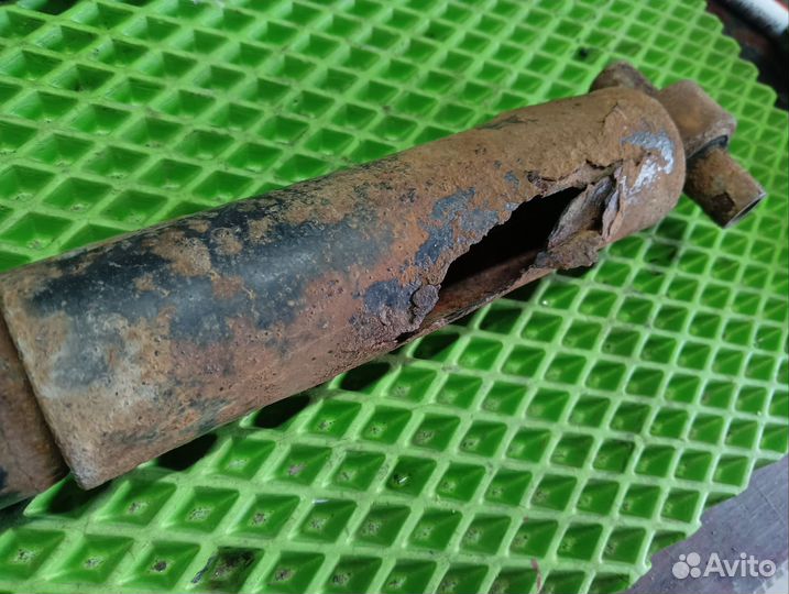 Амортизаторы задние универсал Ford Focus l