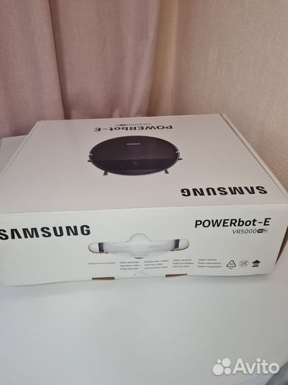 Робот пылесос Samsung powerbot-E VR5000