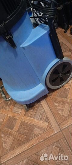 Строительный пылесос бу