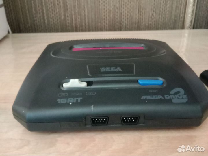 Sega mega drive 2 с картриджем