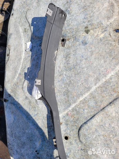 Брызговики audi q7 4m 4m0853888C