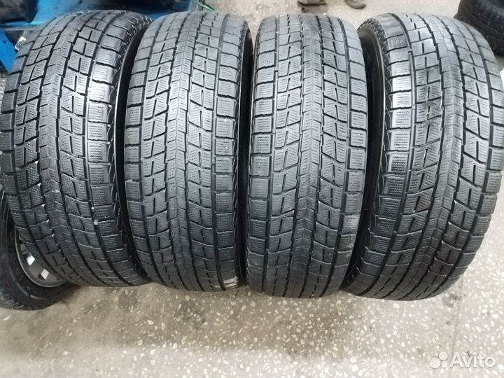 Dunlop Winter Maxx SJ8 265/65 R17