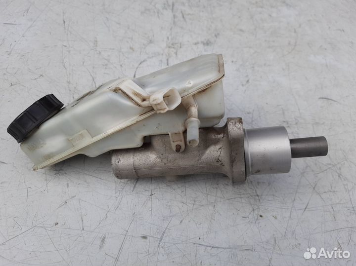 Главный тормозной цилиндр Форд Фокус 2