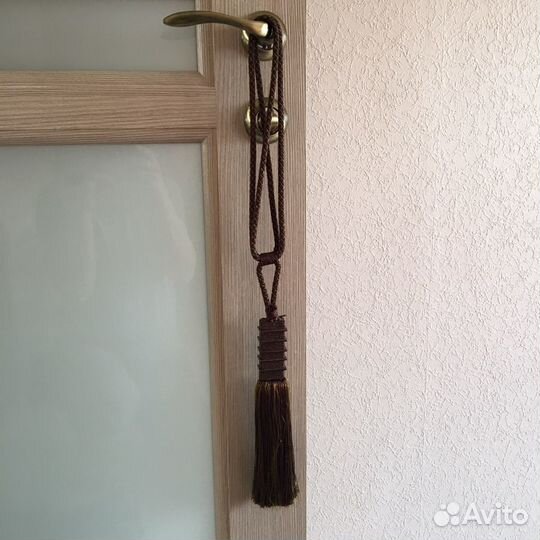 Подхват для шторы (декоративная кисть) 62см