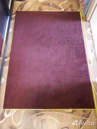 Ковёр Икея красный б/у