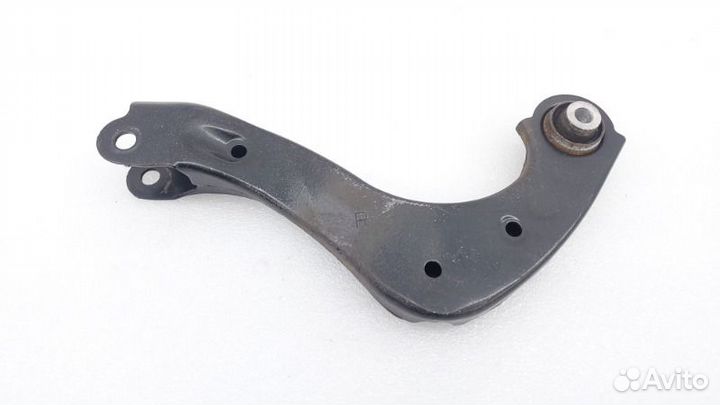 Рычаг задний правый Toyota Camry XV70 A25afks 2021