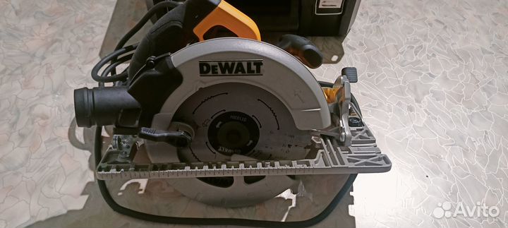 Пила дисковая dewalt DWE576K-QS