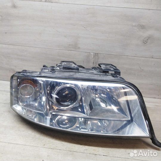 Фара правая Audi A6 C5 рест ксенон