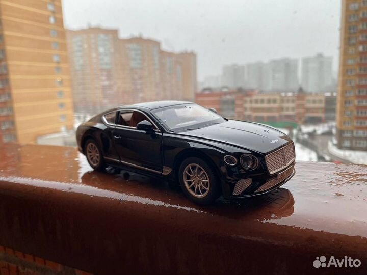 Модель металлическая Bentley Continental GT Черный