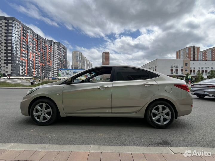 Hyundai Solaris 1.6 AT, 2012, 188 000 км