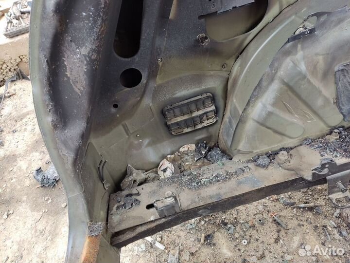 Панель задняя Renault Scenic 2003 2009