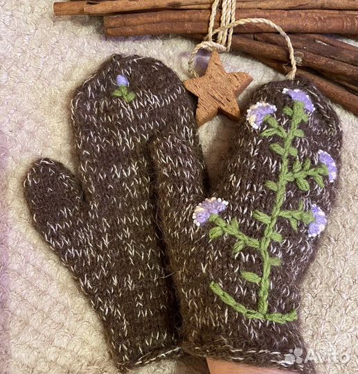 Варежки вязанные