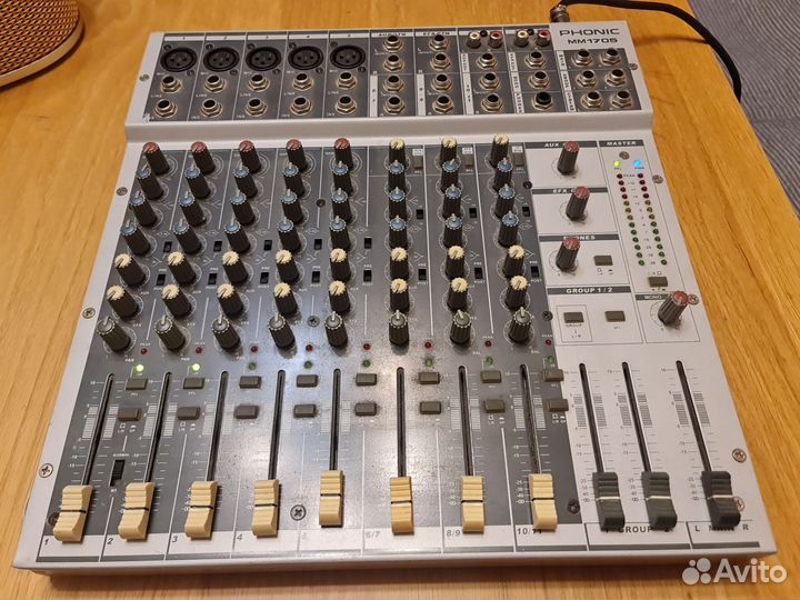 Phonic MM1705 Микшерный пульт без бп