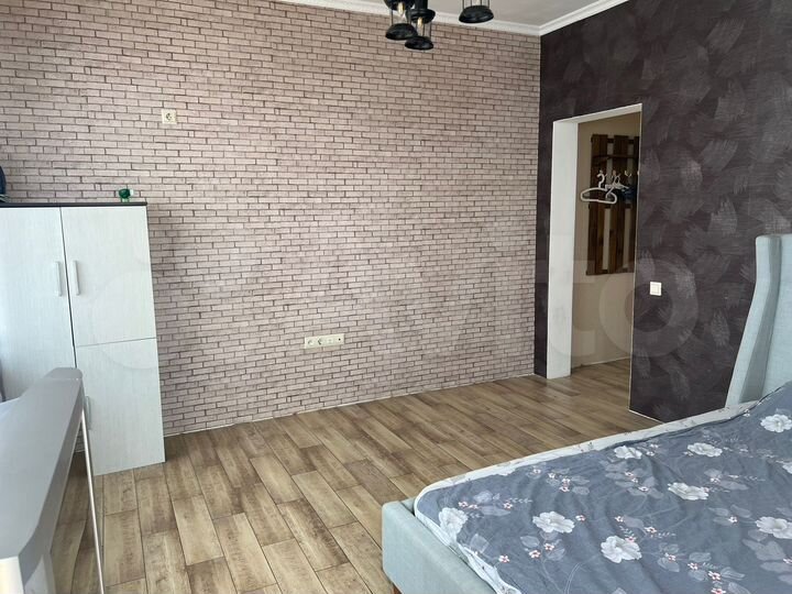 Комната 30 м², 2/4 эт.