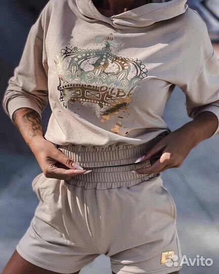 Спортивный костюм