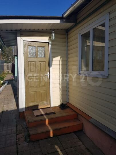 Дом 27,8 м² на участке 3 сот.