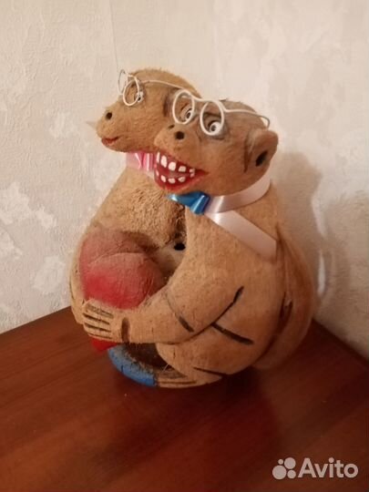 Сувенир из кокоса