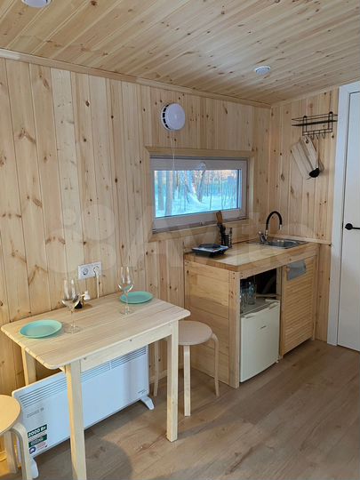 Дом 20 м² на участке 100 сот.