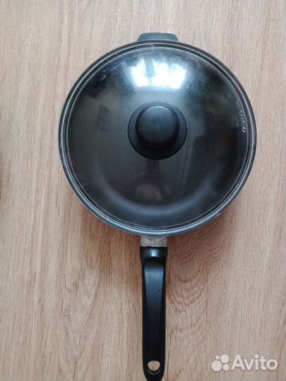 Сковороды tefal,икеа 28,26,25