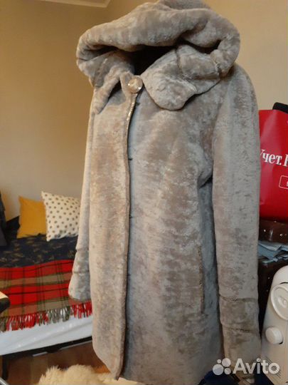Шуба (полушубок) женская мутоновая