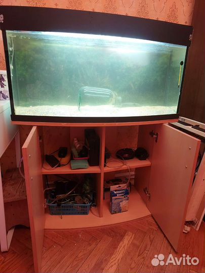 Аквариум с тумбой