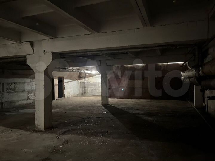 Склад, 1040 м²