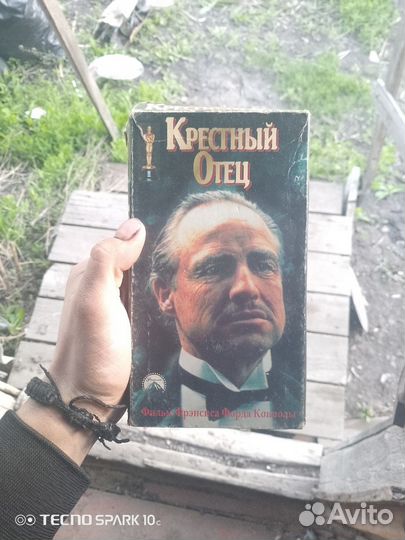 Касетник и плëночные кассеты