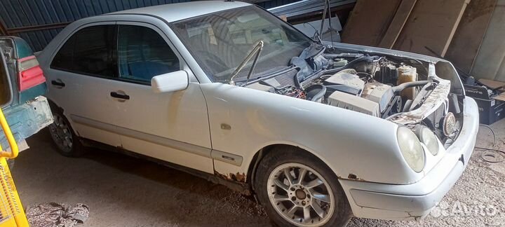 Разбор mercedes w210 есть все