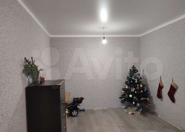 2-к. квартира, 52 м², 8/9 эт.