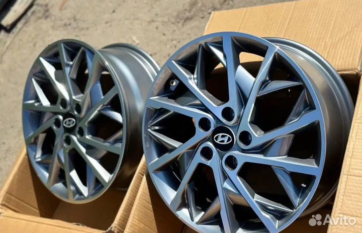 Диски литые AR300 R17 5*114.3 Hyundai Kia