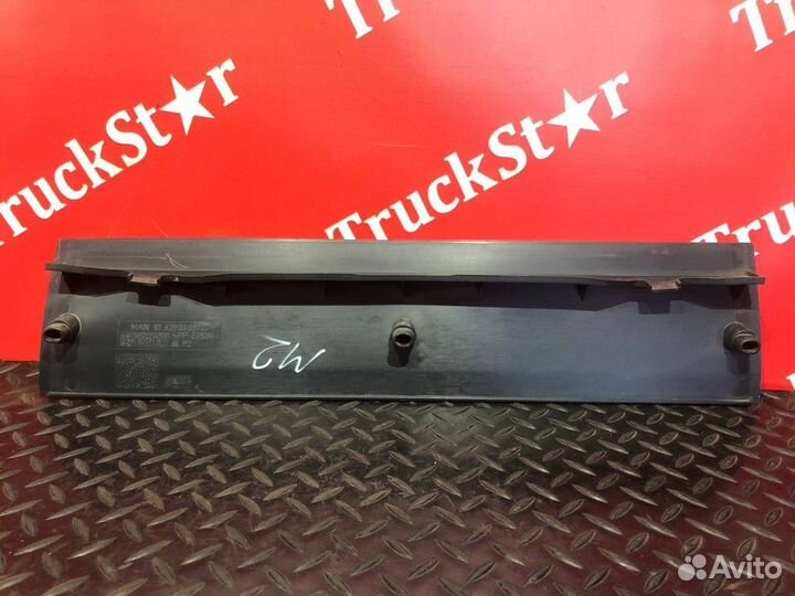 Накладка задней стенки салона