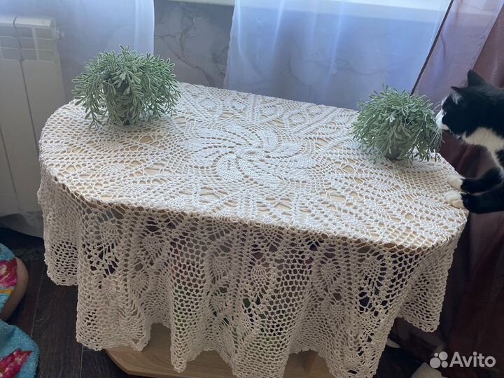 Скатерть круглая вязаная