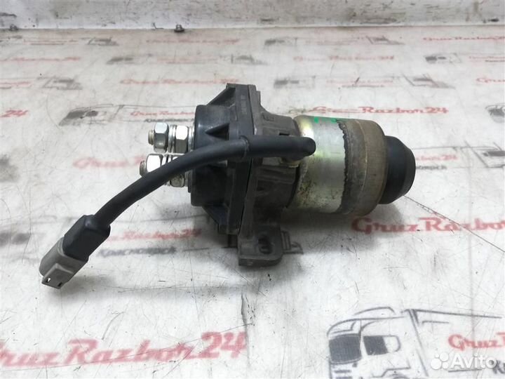 Выключатель аккумуляторной батареи (массы)