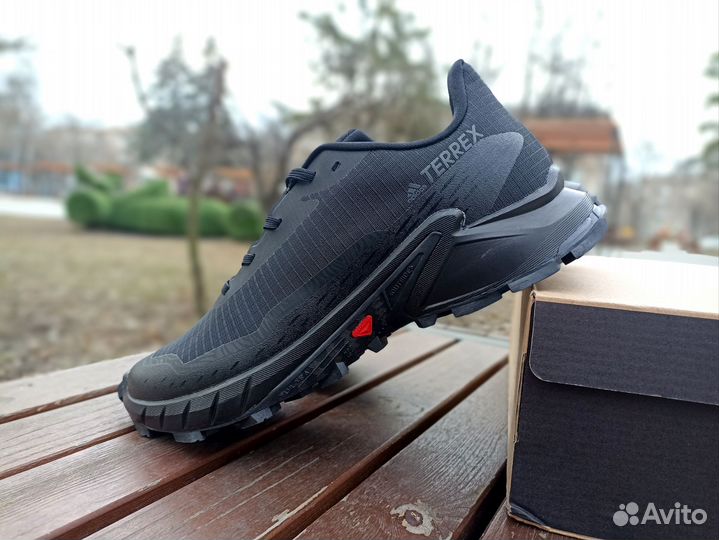 Кроссовки мужские Adidas terrex Contagrip