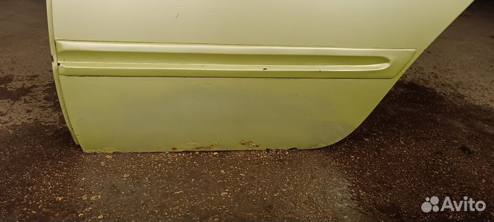 Задняя левая дверь калина 1