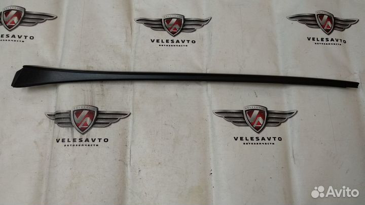 Молдинг лобового стекла Hyundai Santa Fe 2012-18г