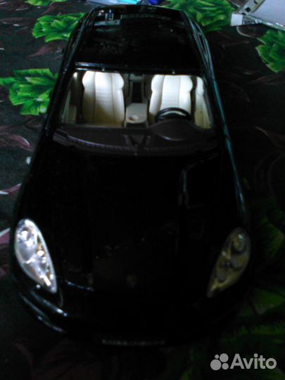 Модель в масштабе Порше Панамера,Ситроен