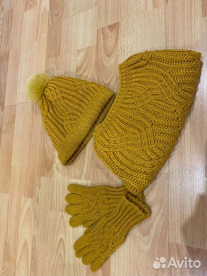 Комплект шапка и снуд и перчатки