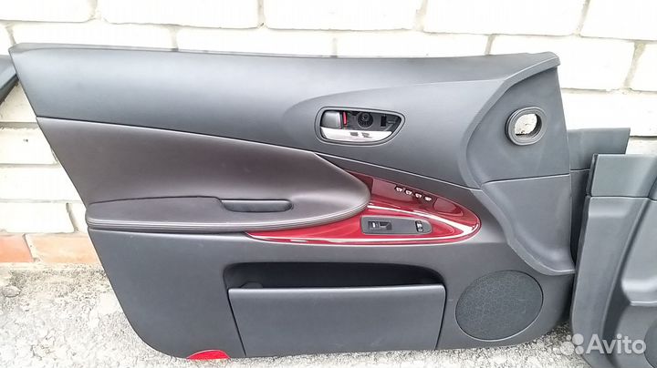 Обшивка двери lexus gs300/350/430/460