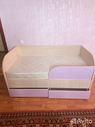 Детская кровать, размеры 140 на 70