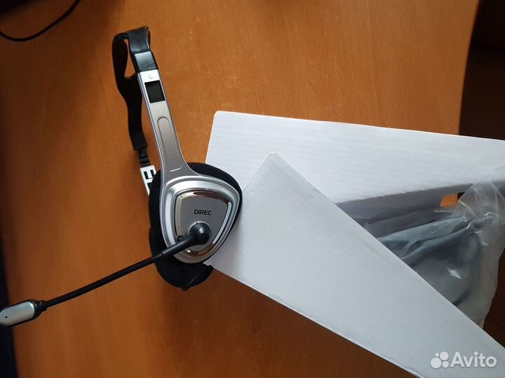 Новая гарнитура Direc SEH 815