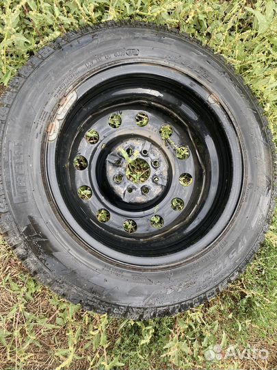 Pirelli Ice Zero 175/65 R14 82T