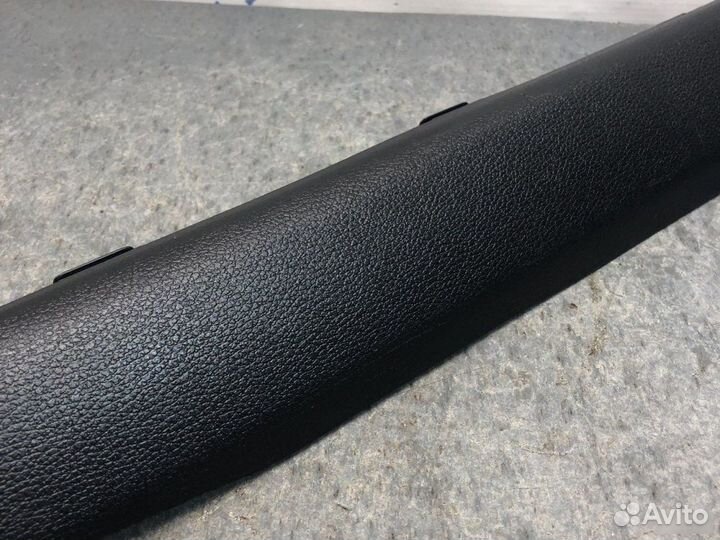 Накладка порога передняя левая Hyundai Genesis G80