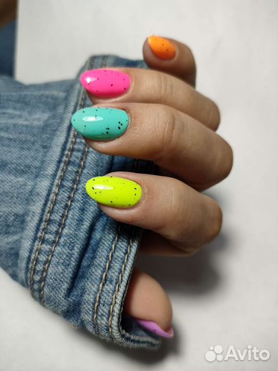 Маникюр и педикюр