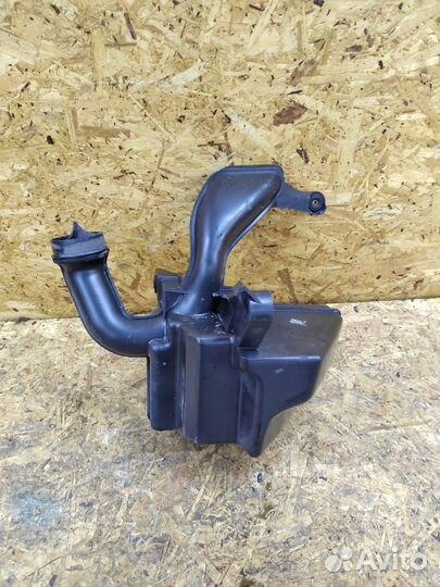 Резонатор воздушного фильтра Ford focus 2 1.6