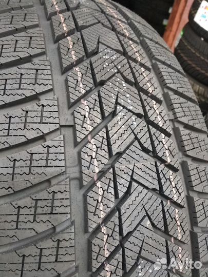 Grenlander IceHawke II 255/55 R18 109H