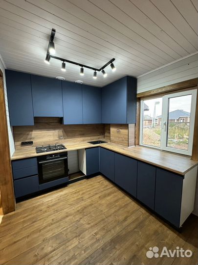 Кухня в рассрочку в современном стиле