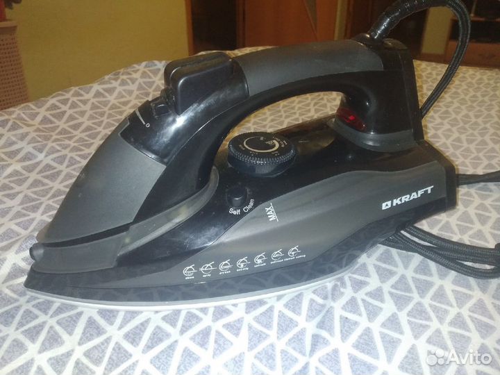 Паровой утюг