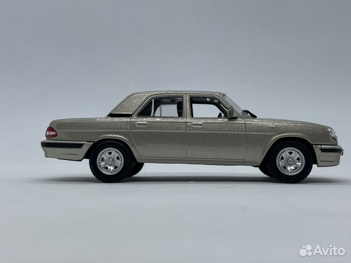 Газ 31105