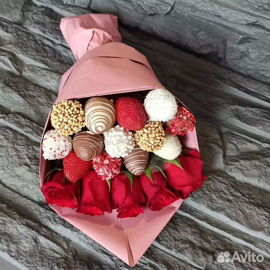 Букеты из клубники